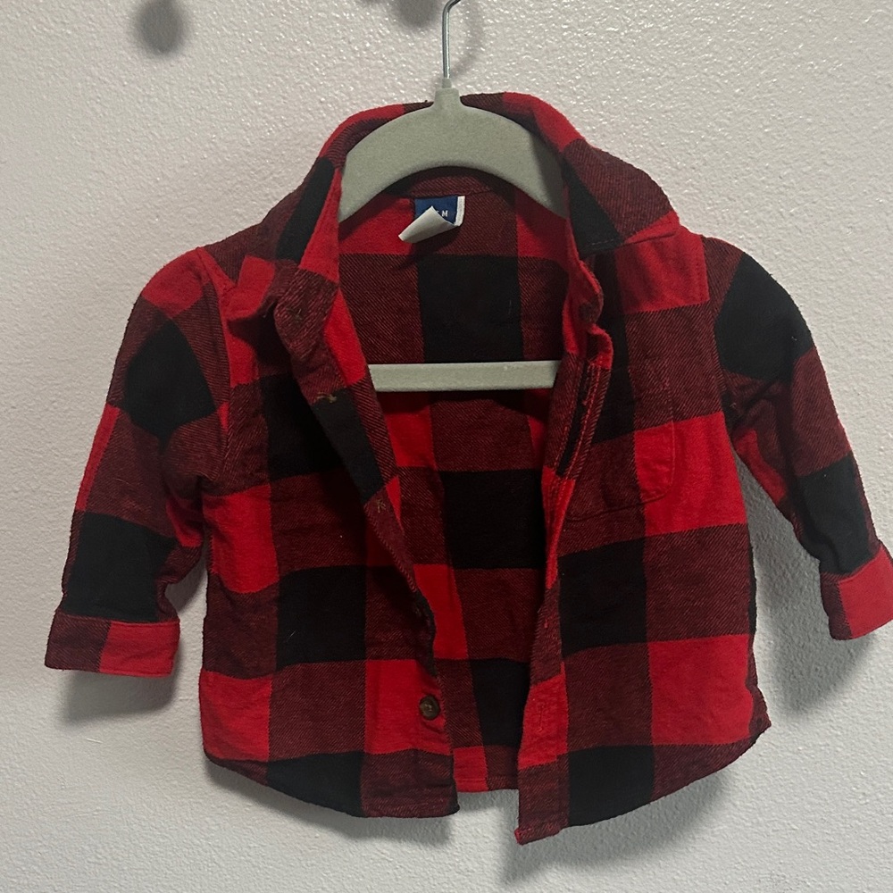 Old Navy Red & Black Plaid Button-Front Kids Shirt